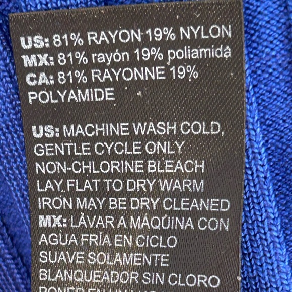 WHITE HOUSE BLACK MARKET sXS cobalt blue knit turtleneck Great color-looks new - Picture 6 of 6